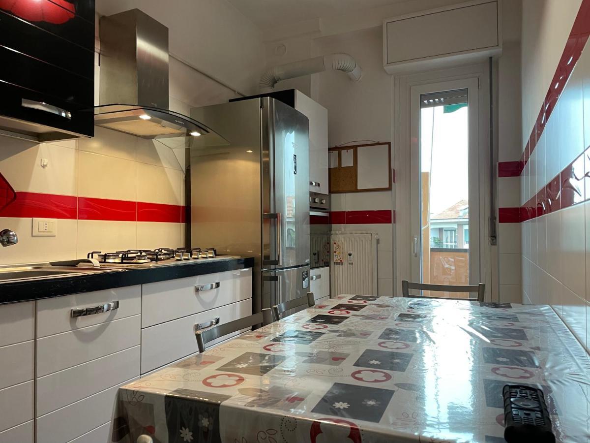 Adriano Metro & Comfort Suites - Affitti Brevi Italia Milano Eksteriør bilde