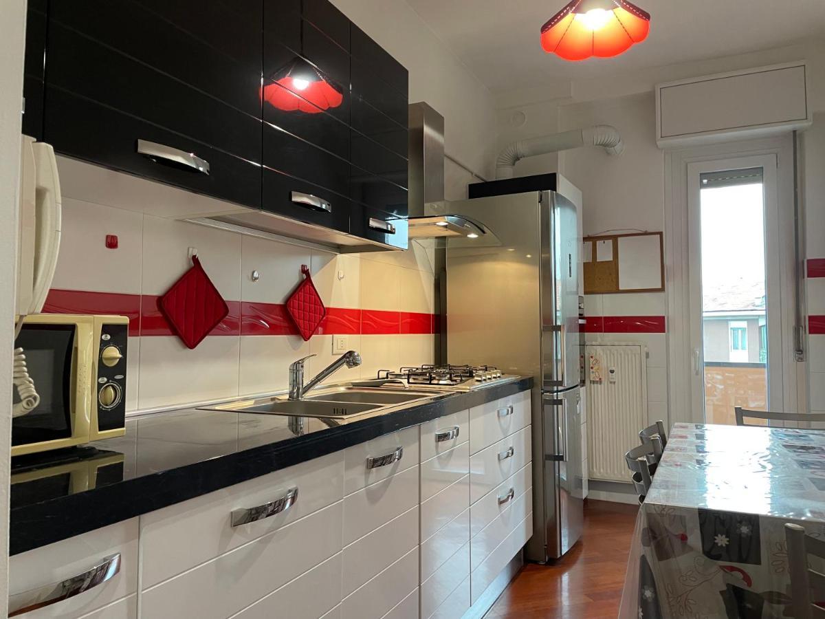 Adriano Metro & Comfort Suites - Affitti Brevi Italia Milano Eksteriør bilde